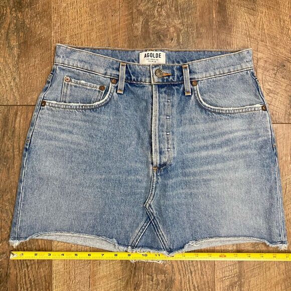 AGOLDE Quinn High-Rise Denim Mini Skirt in Devotee Button Fly Distressed Hem 29 - Picture 7 of 9